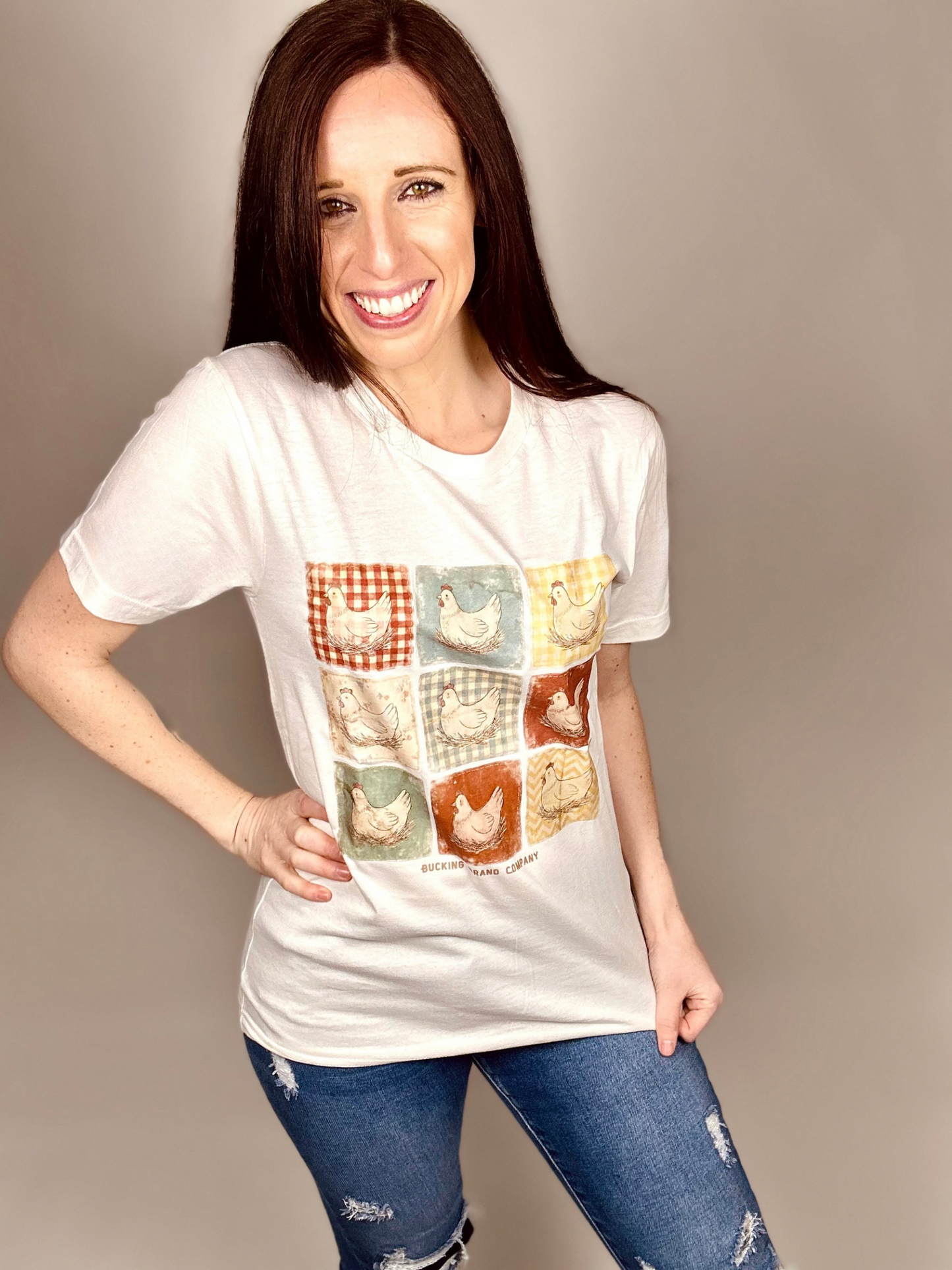 ‘Vintage Antique Chickens’ Vintage White Tee