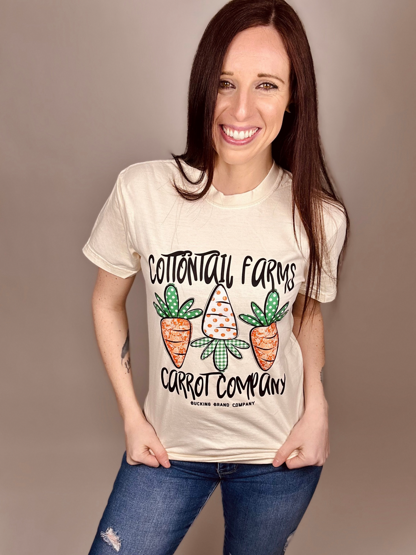 Adult ‘Cottontail Farms Carrot Company’ Ivory Tee